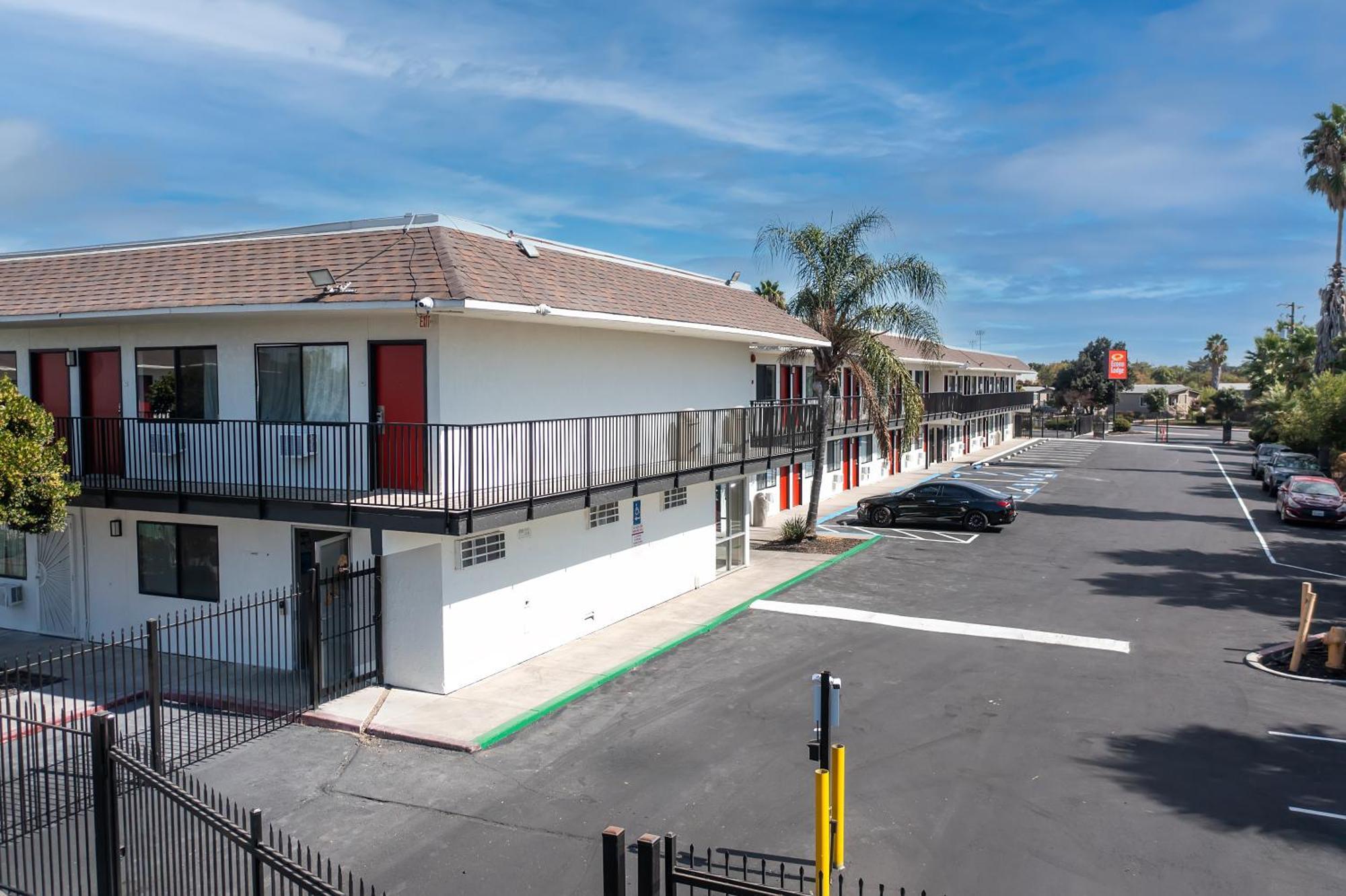 Econo Lodge Stockton Near I-5 Fairgrounds Εξωτερικό φωτογραφία